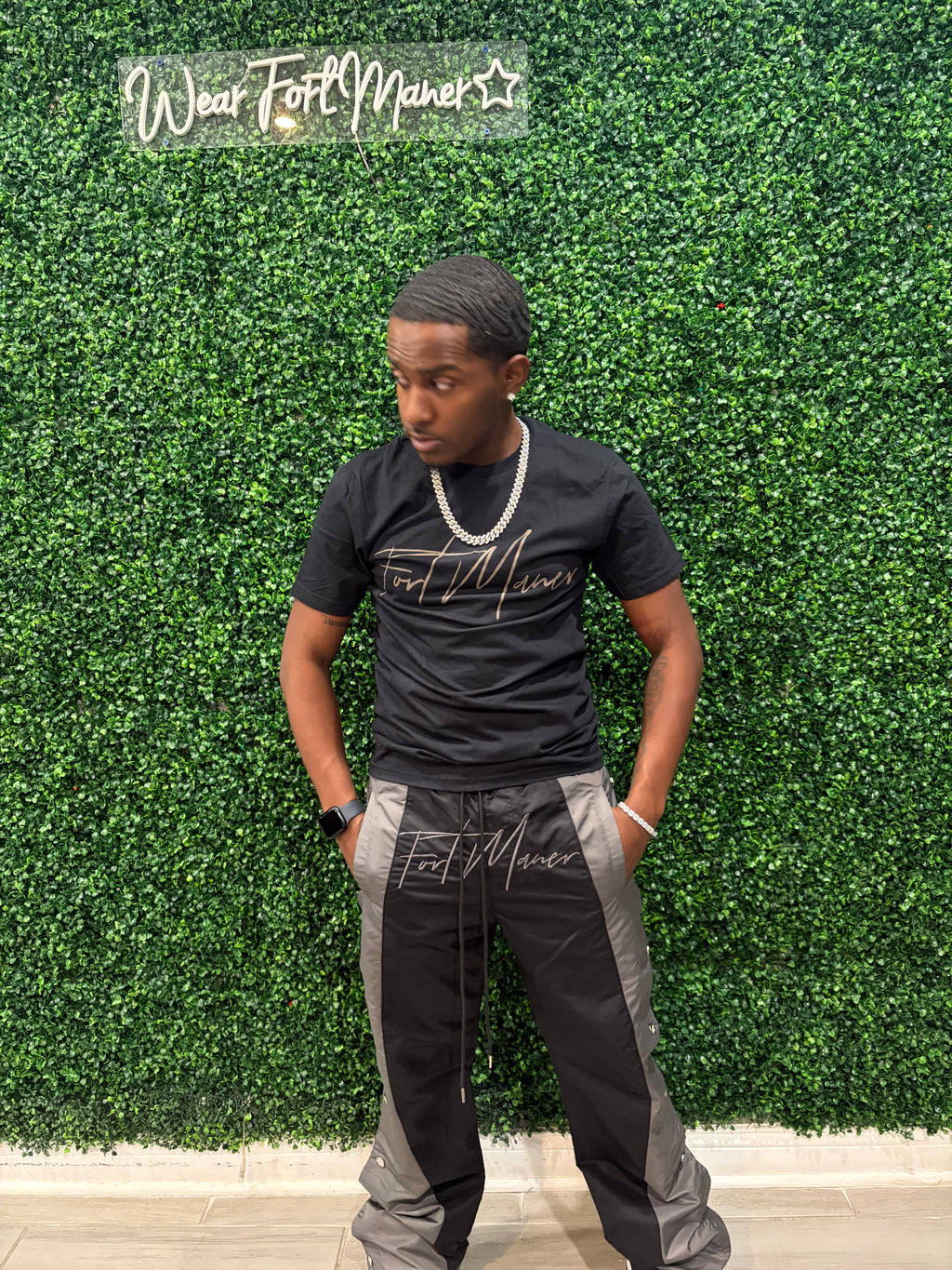 Signature Snap Pants